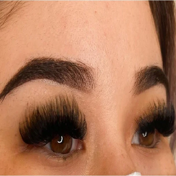 Mega Volume Lash Extensions