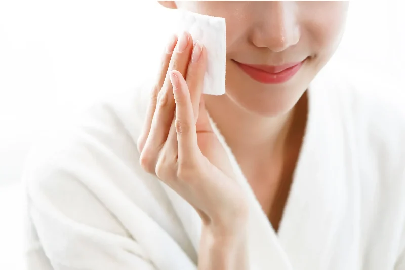 Cleanse With Serum/Solution