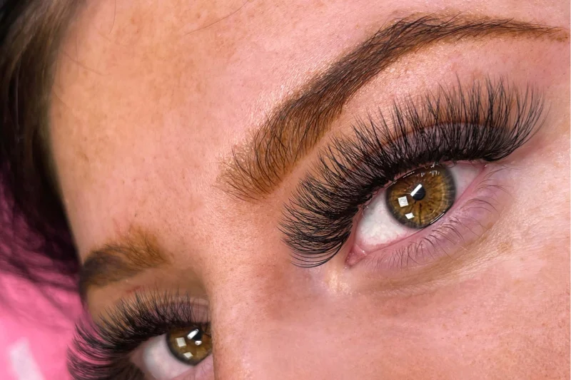 Mega Volume Lash Extension